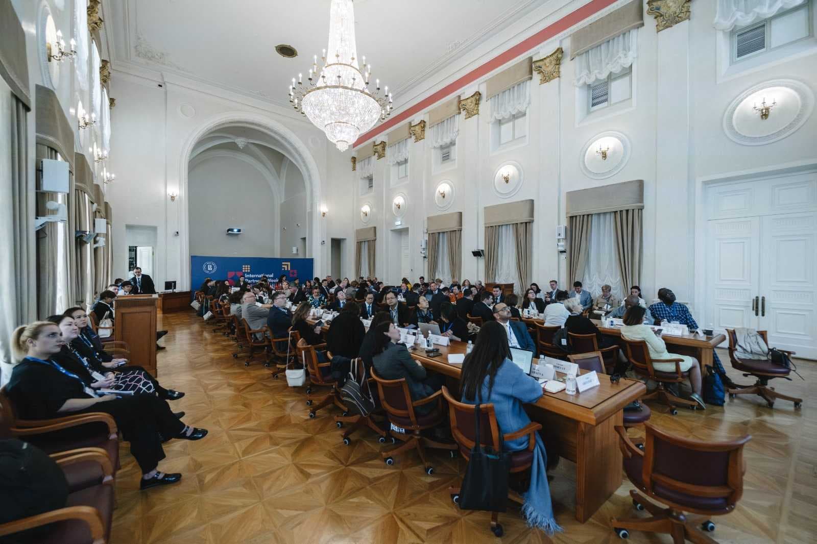 Международный университет Астана (AIU) принял участие в международной партнерской неделе, организованной Национальным исследовательским университетом «Высшая школа экономики» (г.Москва) с 24 по 29 сентября 2023 — 2