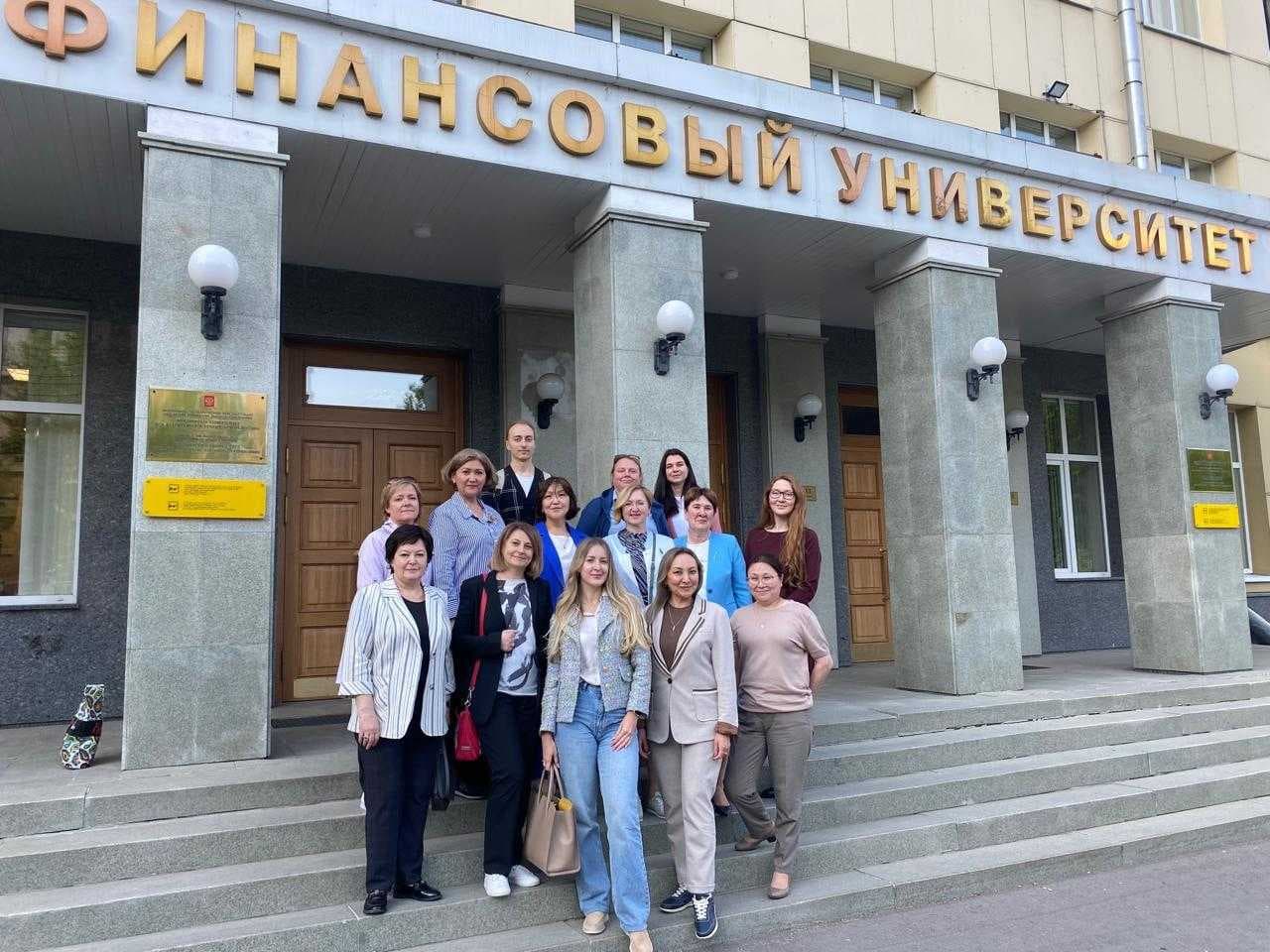 УЧАСТИЕ ПРЕПОДАВАТЕЛЕЙ ВЫСШЕЙ ШКОЛЫ ЭКОНОМИКИ МЕЖДУНАРОДНОГО УНИВЕРСИТЕТА АСТАНА В XII МЕЖДУНАРОДНОМ НАУЧНОМ КОНГРЕССЕ «РАЗВИТИЕ ПРЕДПРИНИМАТЕЛЬСТВА: МЕЖОТРАСЛЕВЫЕ ПРИОРИТЕТЫ, СОВРЕМЕННЫЕ МЕХАНИЗМЫ, КОНСОЛИДАЦИЯ ИНТЕРЕСОВ» — 3