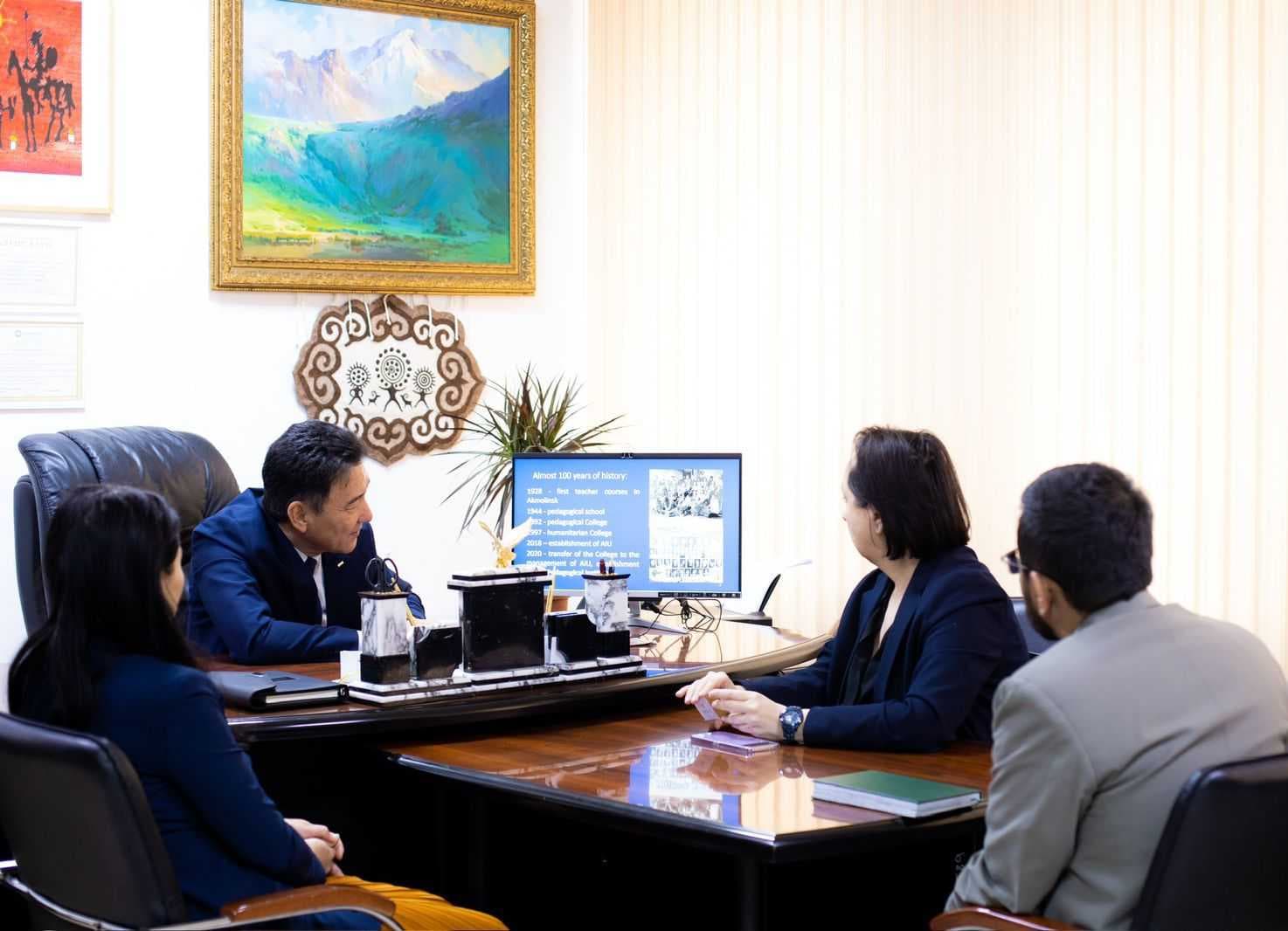 Встреча президента Astana International University с руководством школы инженерии и цифровых наук Nazarbayev University — 2