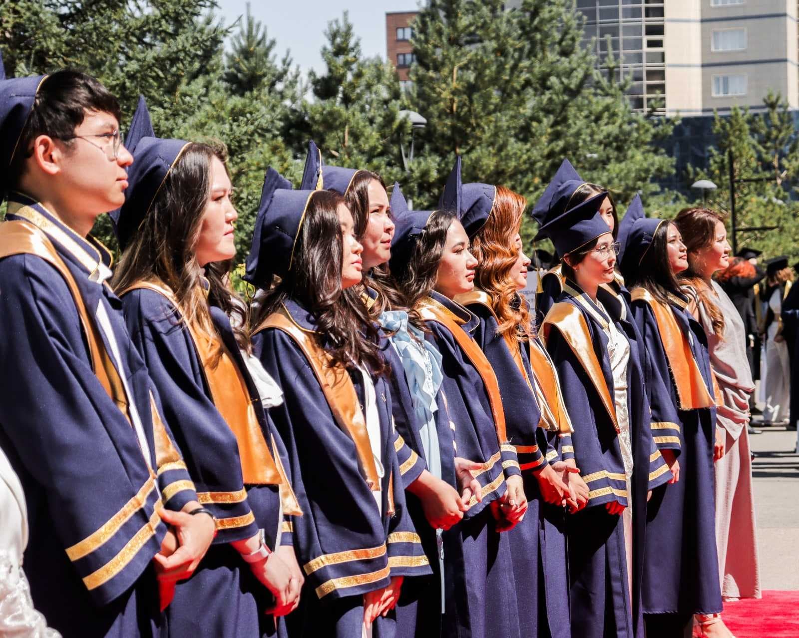Торжественное Мероприятие в AIU: Выпускной 2024 — 5