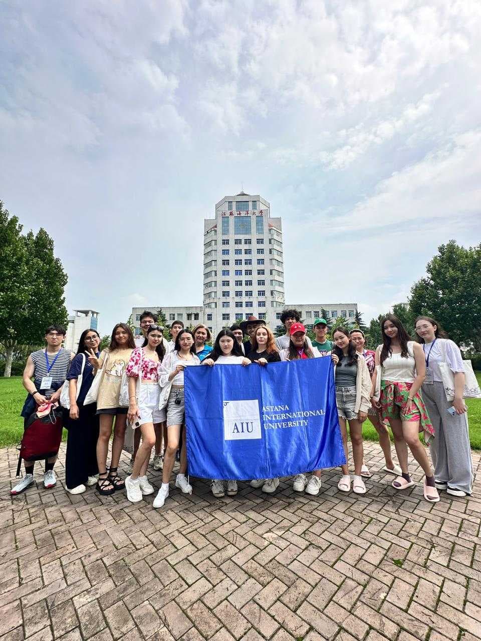 УЧАСТИЕ СТУДЕНТОВ AIU  В МЕЖДУНАРОДНОЙ ПРОГРАММЕ КИТАЯ — 1