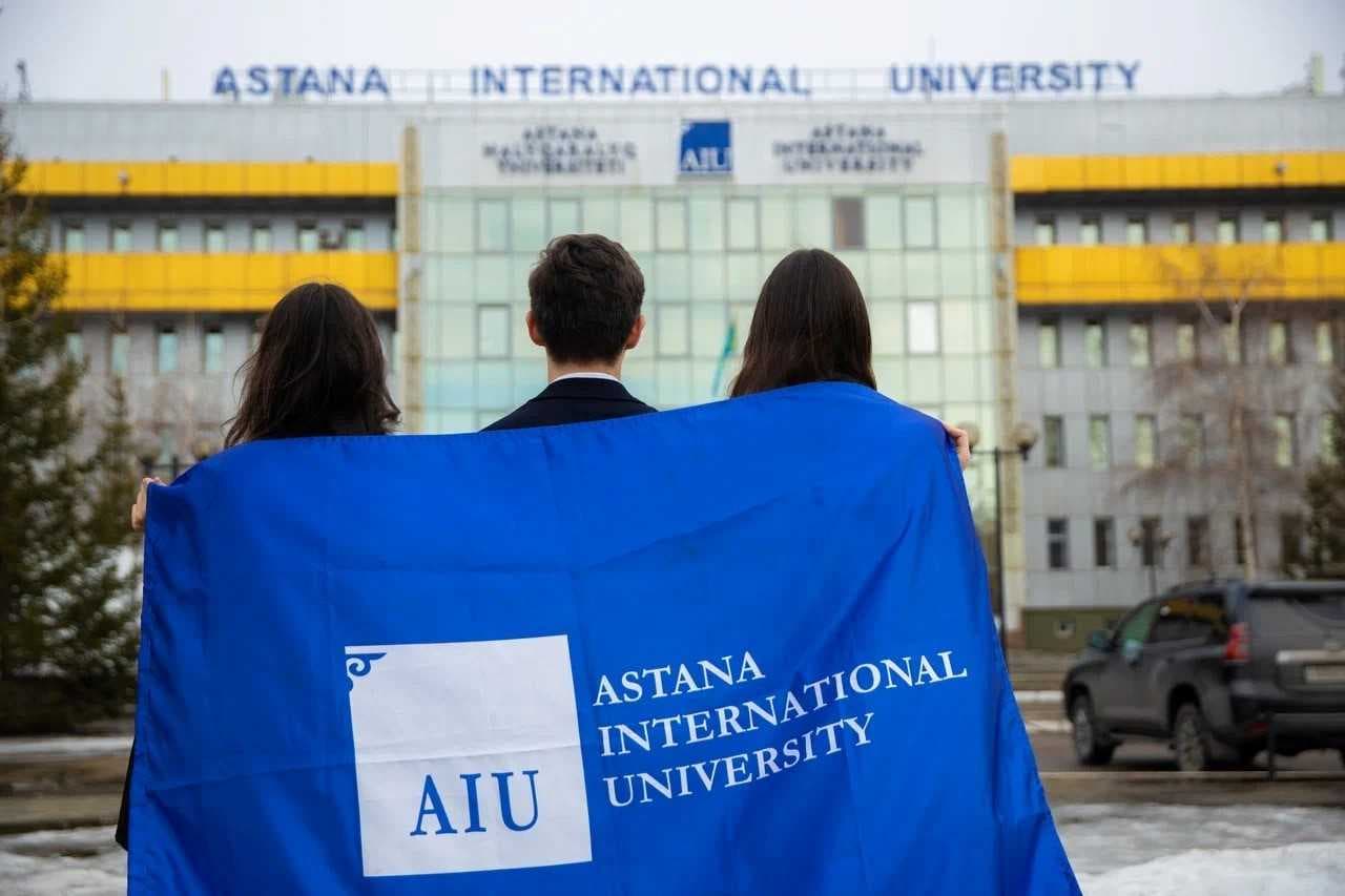 AIU занимает ведущие позиции в Оценке Знаний Педагогов — 1