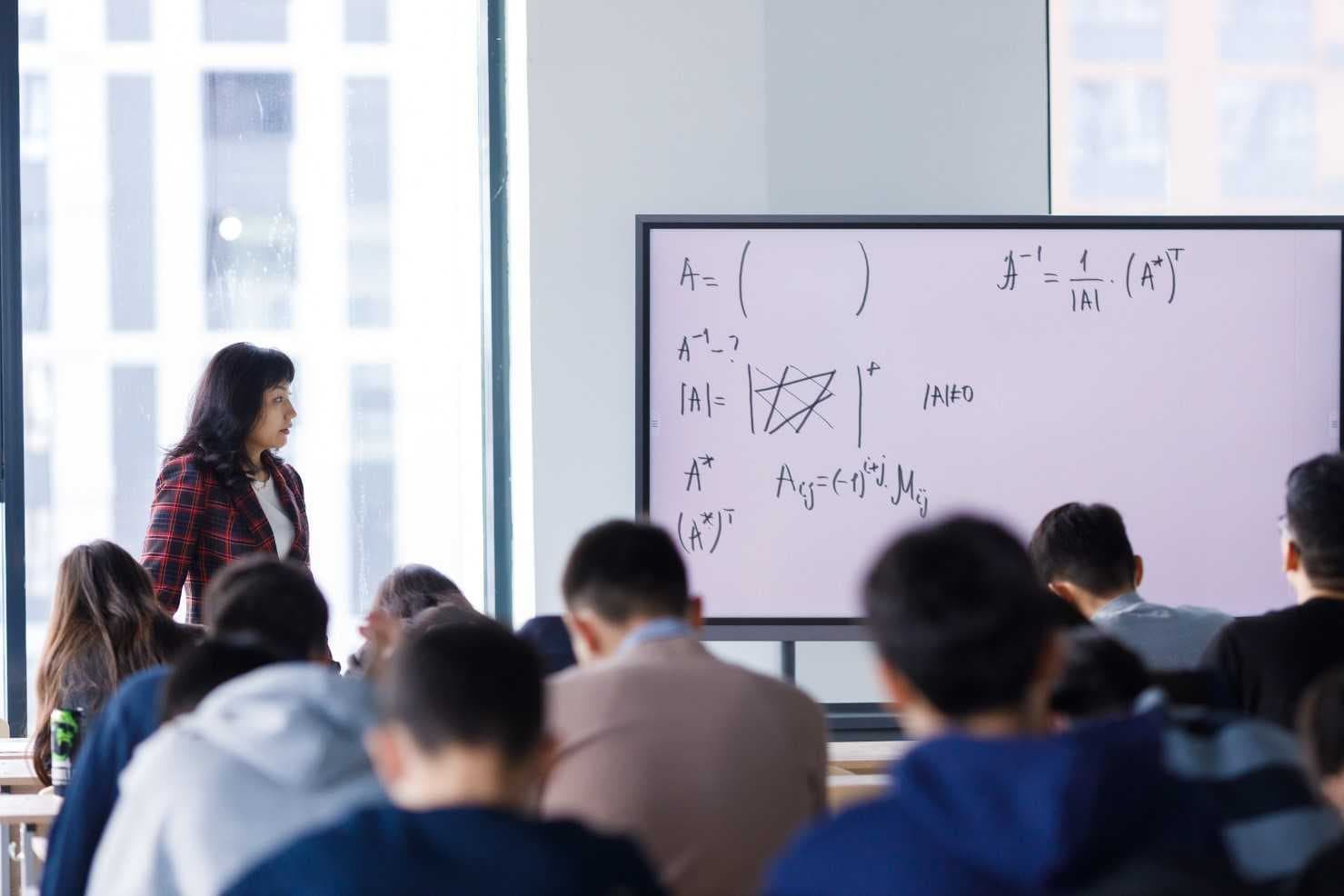 Astana International University Открывает Два Новых Корпуса — 1