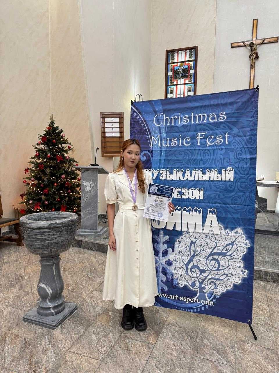 Студентка AIU стала лауреатом международных конкурсов по фортепиано — 1