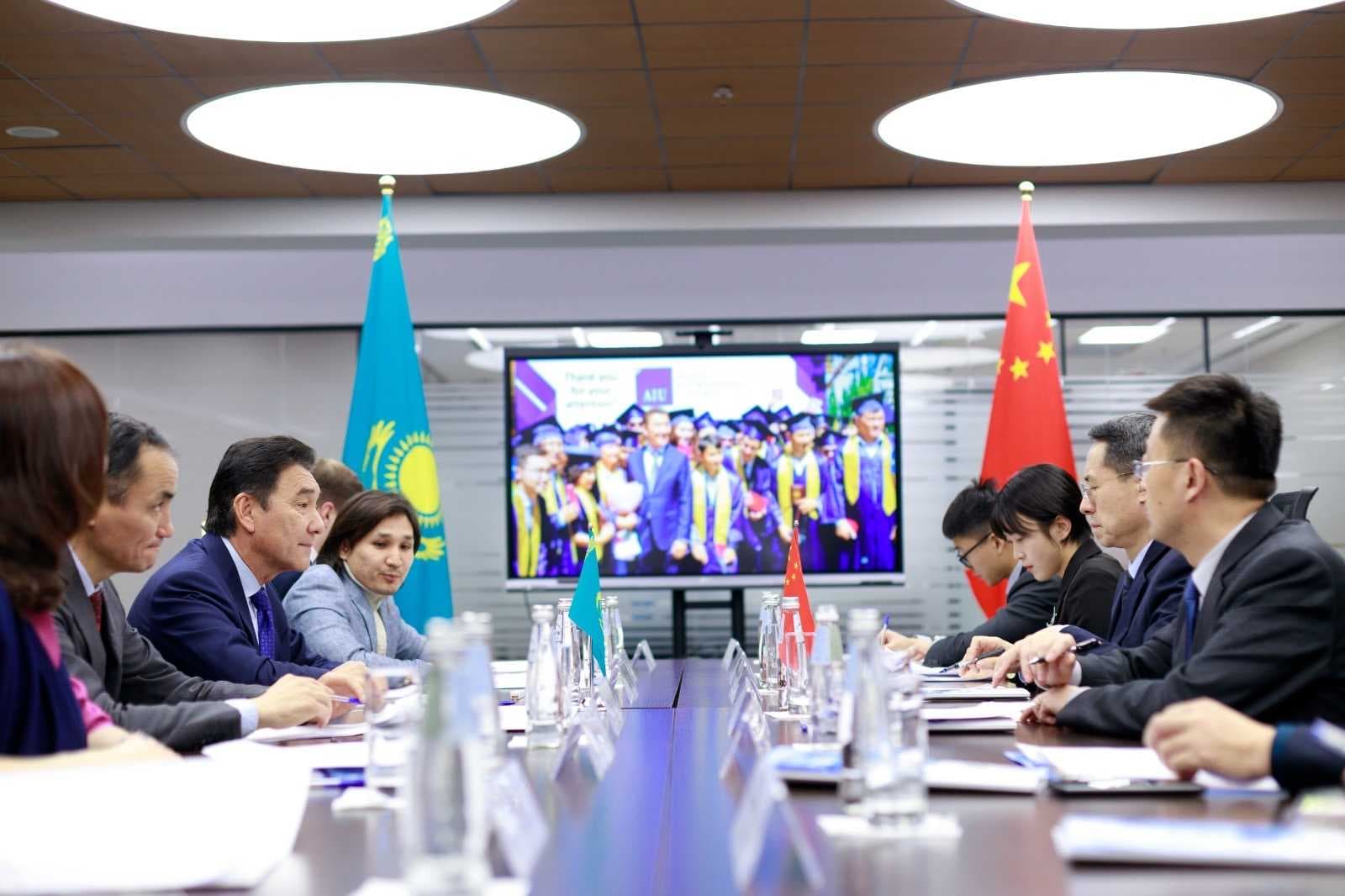 Посол Китайской Народной Республики посетил брэнч-кампус BLCU Kazakhstan — 2