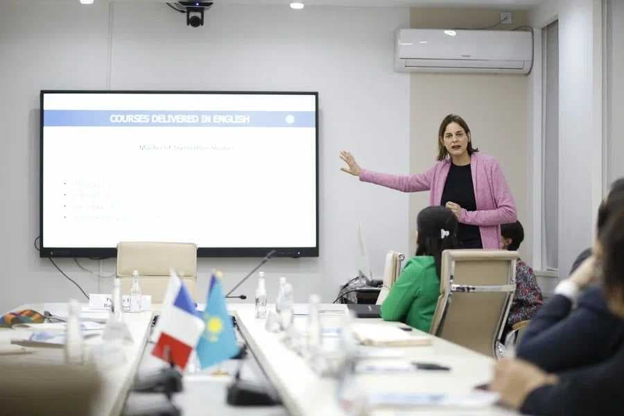 AIU и Université Polytechnique Hauts-de-France обсудили перспективы сотрудничества — 10