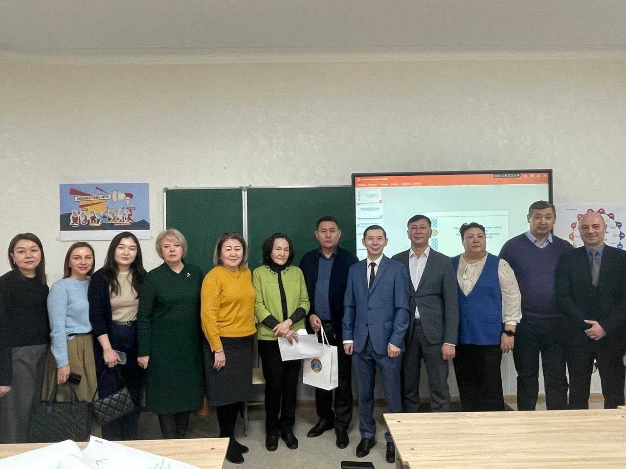 В ASTANA INTERNATIONAL UNIVERSITY ПРОВЕДЕНО МЕРОПРИЯТИЕ, ПОСВЯЩЕННОЕ ВСЕМИРНОМУ ДНЮ ВЫБОРОВ — 4