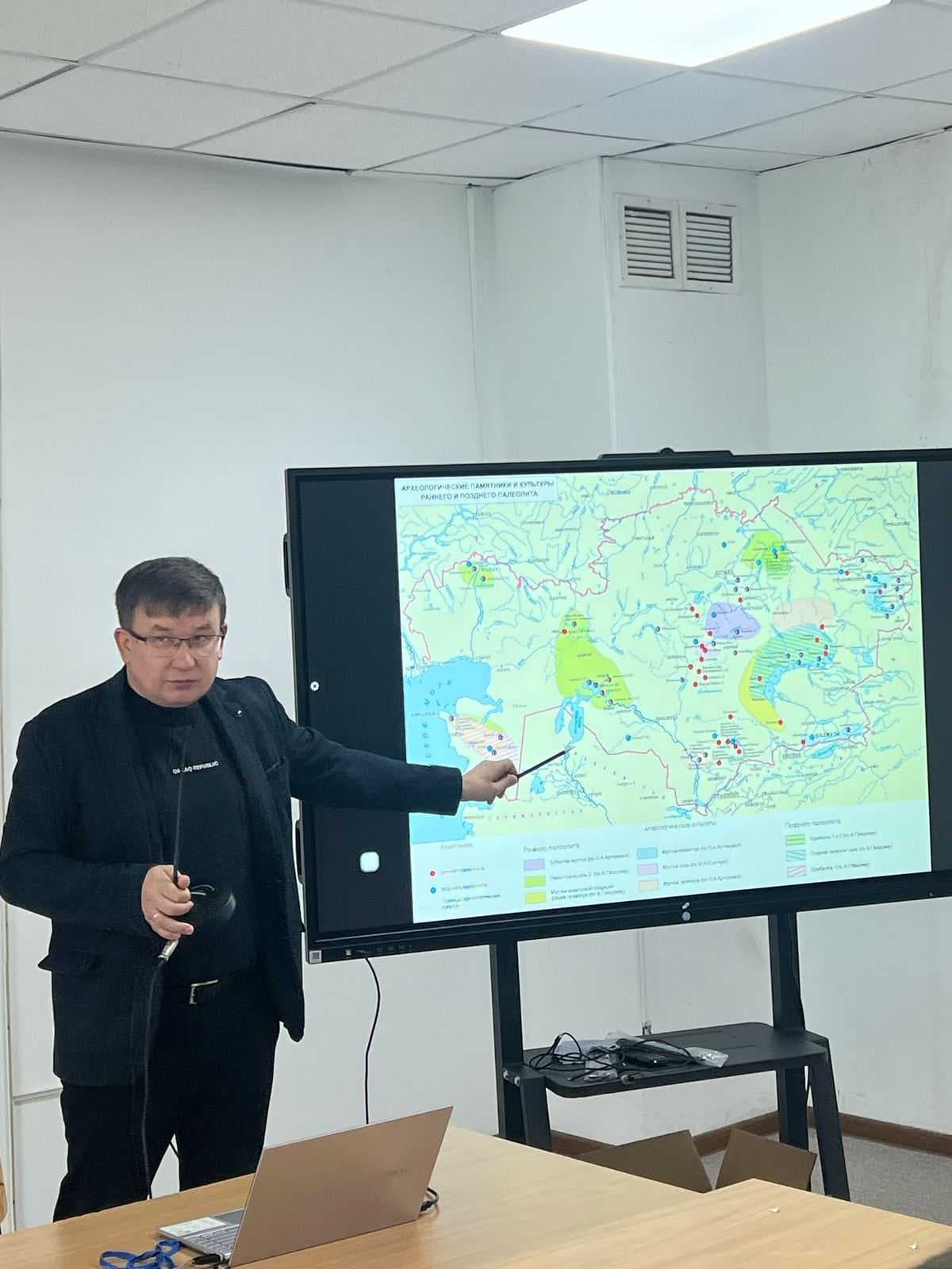 Ведущий научный сотрудник Института археологии прочитал лекцию студентам AIU — 1
