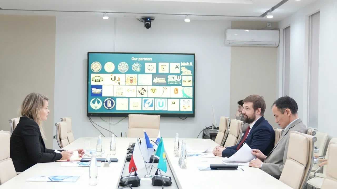 🤝AIU открывает двери в Европу: партнерство с Newton University! — 1