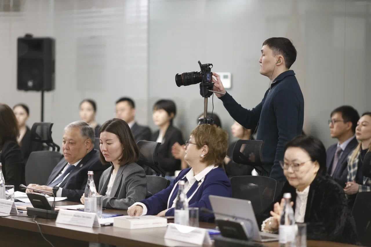 📌 Круглый стол «Весна в Китае» прошел в столице: ключевые инициативы для развития двусторонних отношений — 1