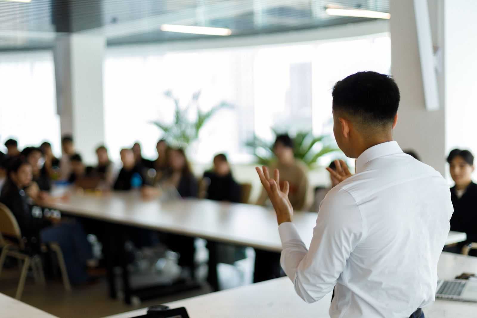 Сможем ли мы договориться с планетой? Главные инсайты лекции Ильяса Каныбека в AIU — 8