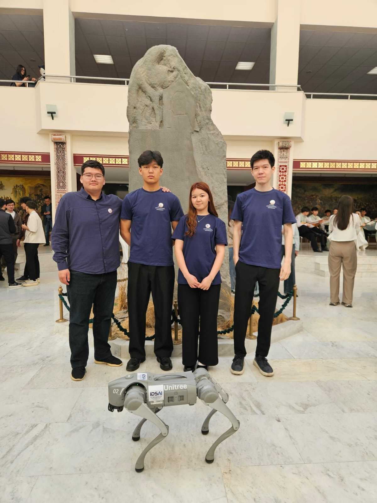 «Есіл» командасының жеңісі: AIU тарихшылары республикалық олимпиаданың үздік үштігінде! — 2