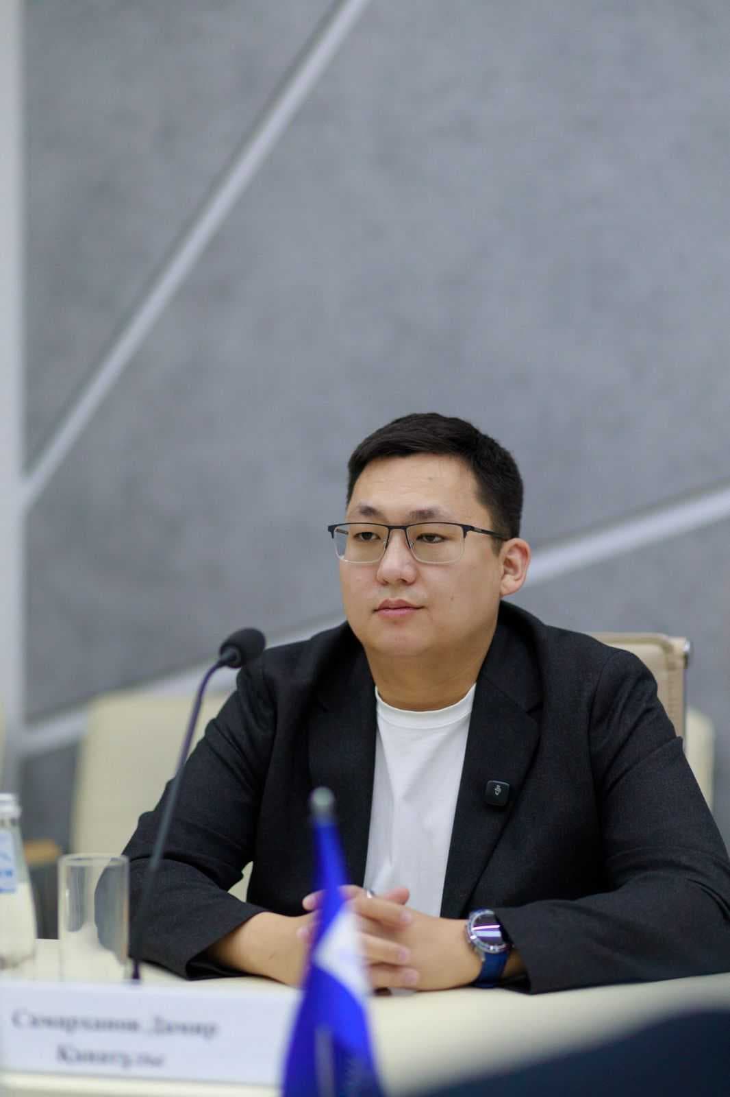БОЛАШАҚ ТАЛАПКЕРЛЕРДІ ҚОЛДАУ: AIU ЖӘНЕ «GEONLINE» ПЛАТФОРМАСЫ МЕМОРАНДУМҒА ҚОЛ ҚОЙДЫ — 4