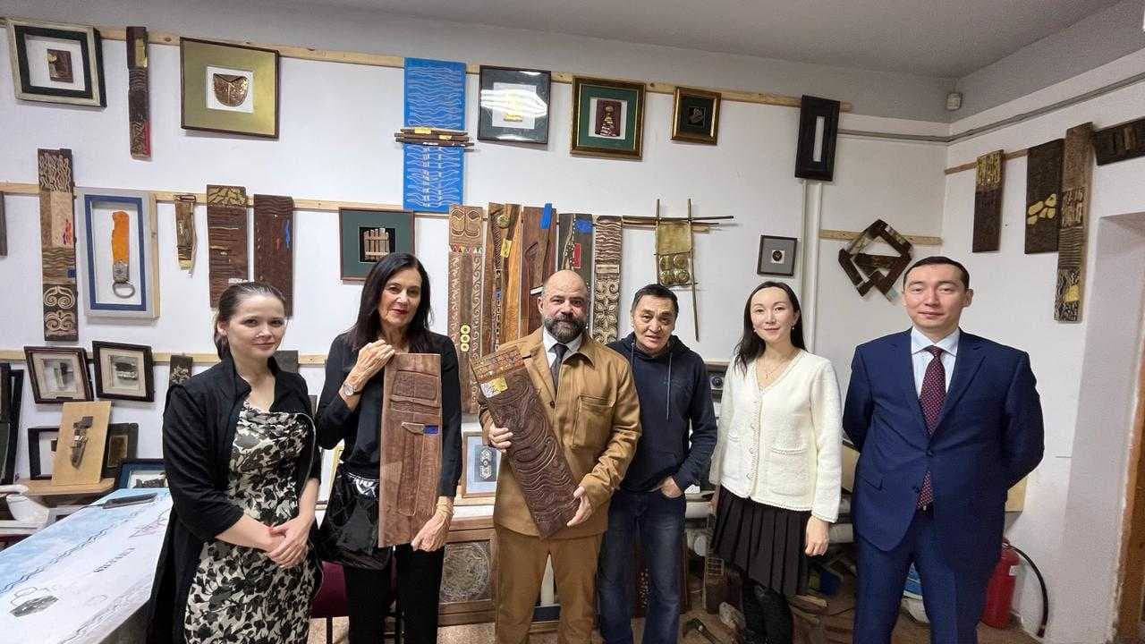 Photo 18