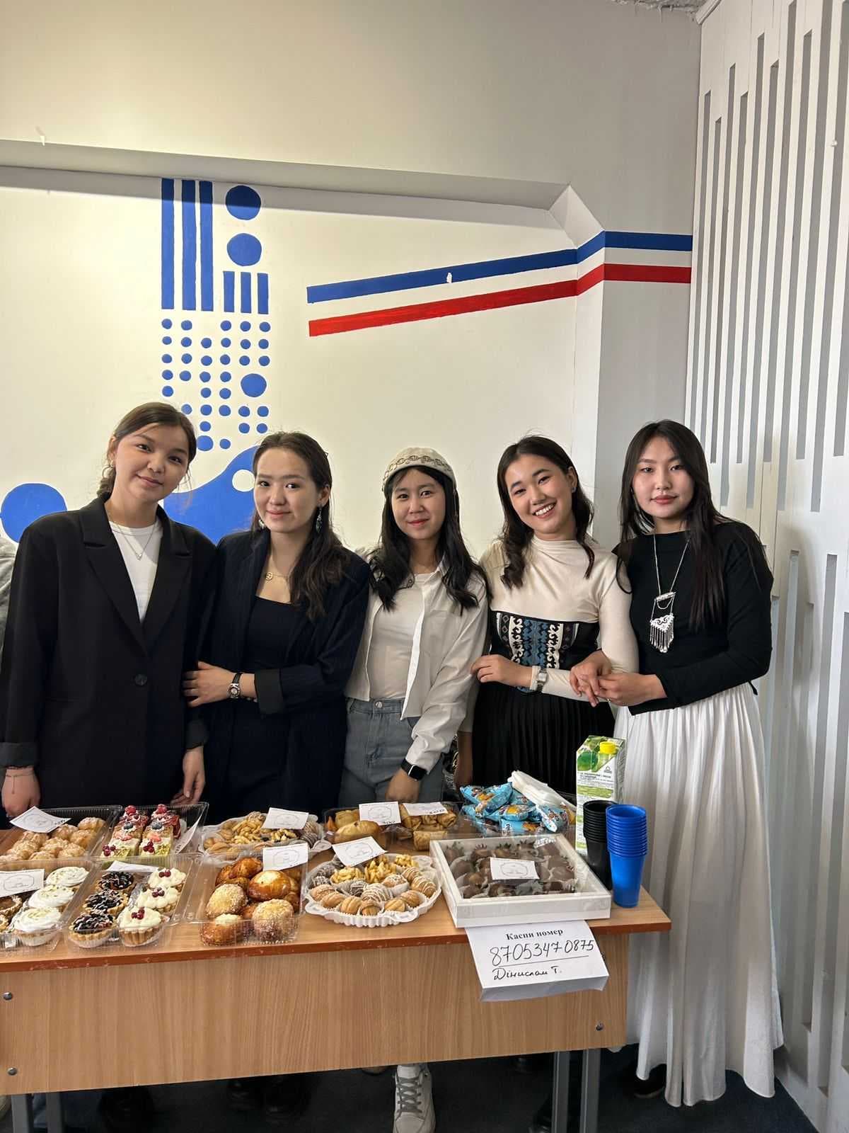 Студенты Astana International University организовали ряд благотворительных акций для пострадавших от наводнения регионов. — 3